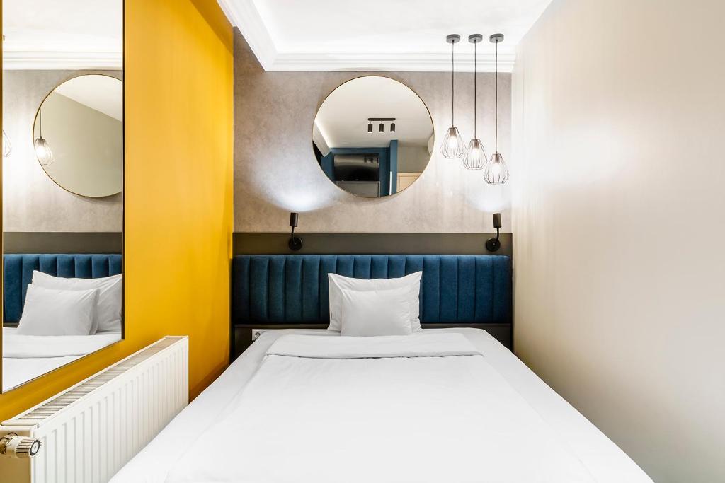 alta moda fashion hotel romantic hotel budapest room